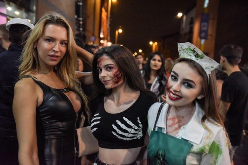 Mountains of garbage, drunken party-goers and a sea of alcohol: the disgusting consequences of Halloween in Britain