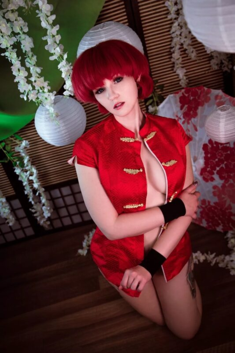 Mouse, bunny, kitty: sexy cosplayer and model Nana Kuronoma
