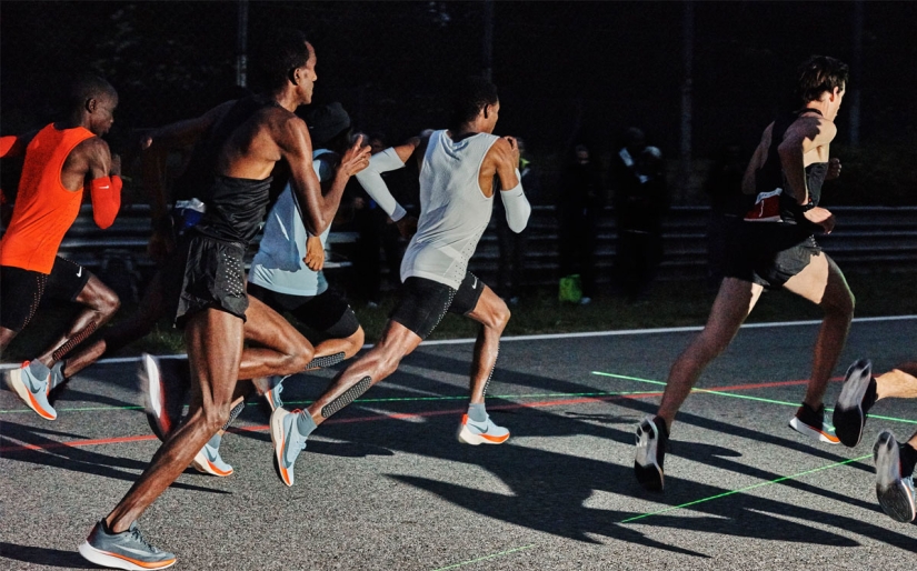 Más allá de las capacidades humanas: cómo un keniano estableció un récord mundial al correr 42 km en 2 horas Más allá de las capacidades humanas: cómo un keniano estableció un récord mundial al correr 42 km en 2 horas