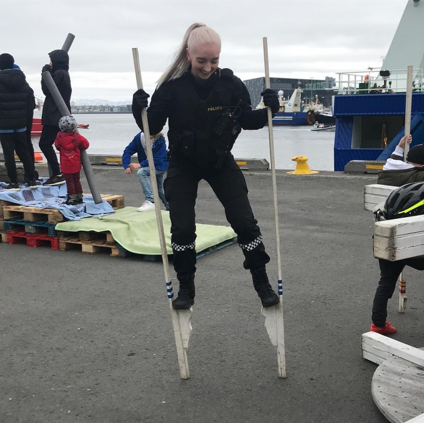 más de 15 fotos que demuestran que los policías más lindos trabajan en Reikiavik