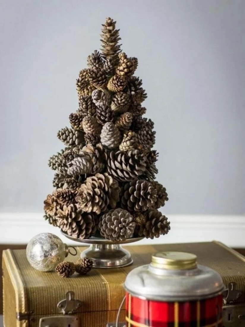 Más geniales ideas de decoraciones de Navidad de los conos y ramitas