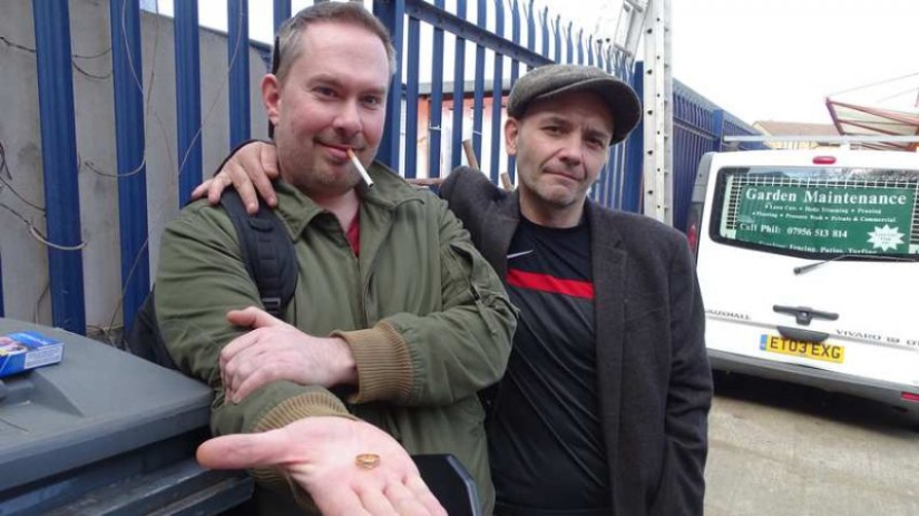 Muerte, diamantes y compras: cómo se llevan a cabo las subastas policiales en Londres