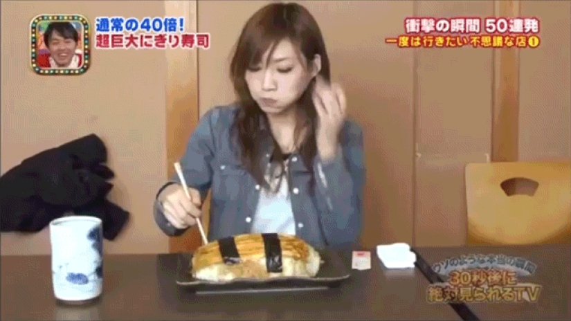 Mujer japonesa come 60 hamburguesas y 3 kilos de fideos de una sola vez y se mantiene delgada Mujer japonesa come 60 hamburguesas y 3 kilos de fideos de una sola vez y se mantiene delgada