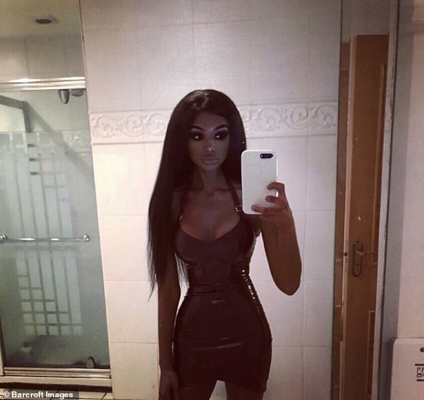 Mulato-chocolate: una chica obsesionada con el bronceado no se considera racista