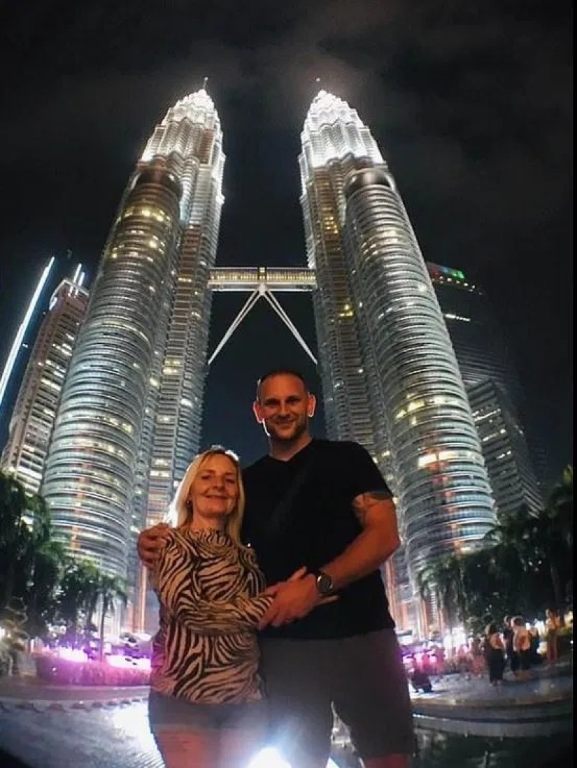 My affectionate mother-in-law! Mother stole her husband from her daughter after she paid for their wedding