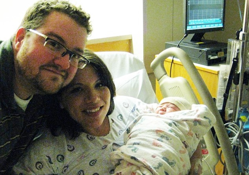 "My mom had an abortion at the 8th month, but I survived": Melissa Auden was able to forgive and wrote a book