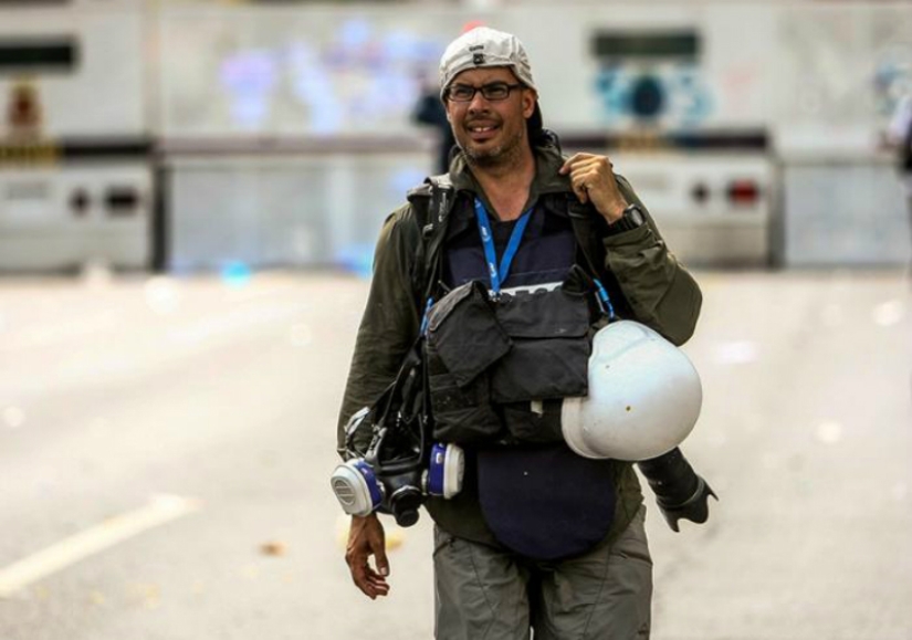 Named the best photo of the year by World Press Photo Named the best photo of the year by World Press Photo