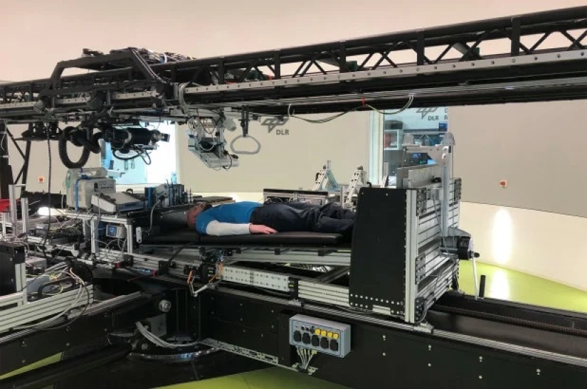 NASA is looking for volunteers who will lie in bed for 2 months for 19 thousand dollars