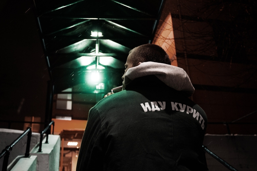 Neon cyberpunk fantasy: the outskirts of Moscow as you have never seen them