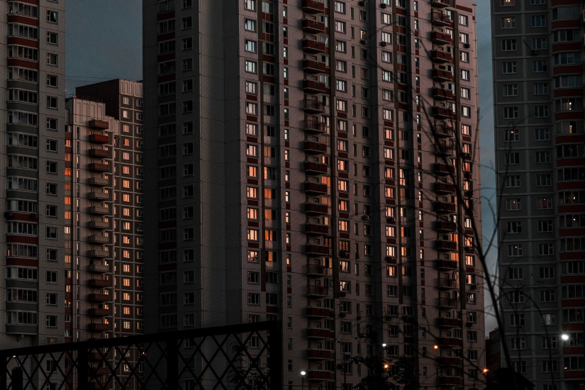 Neon cyberpunk fantasy: the outskirts of Moscow as you have never seen them