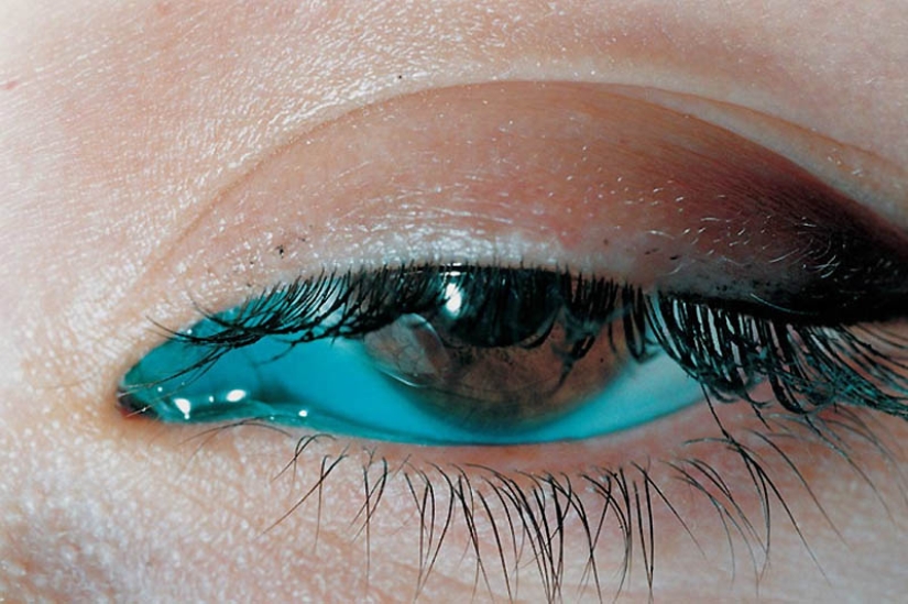 Never closer: Elinor Carucci's family photos from the "Closer" series