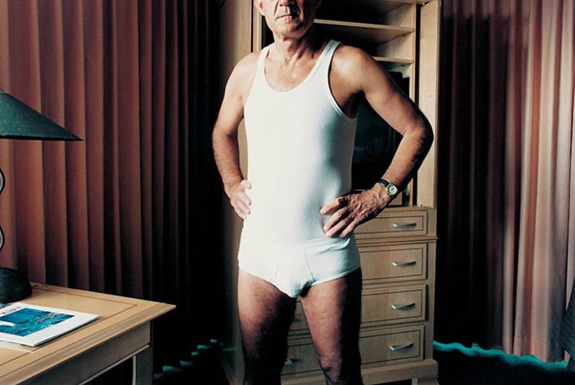 Never closer: Elinor Carucci's family photos from the "Closer" series