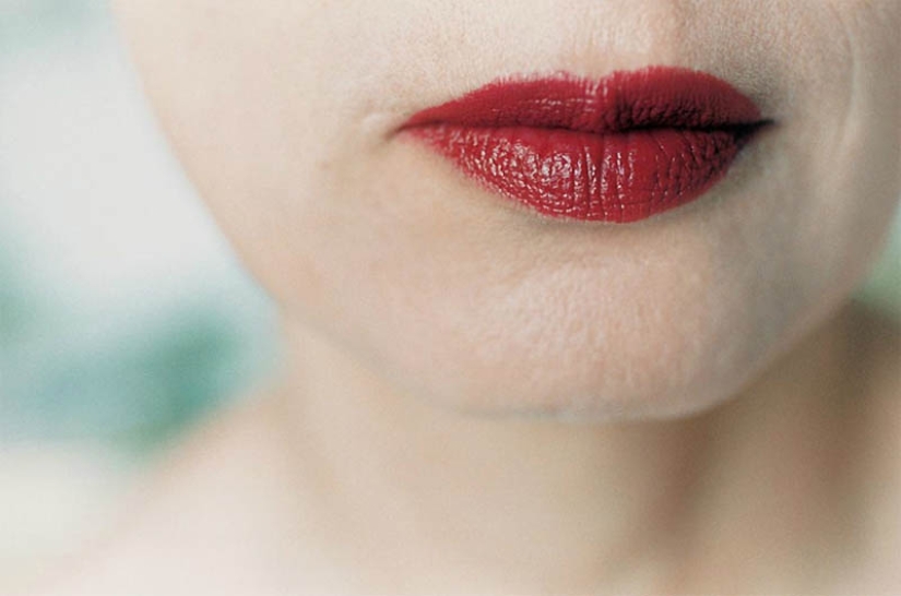 Never closer: Elinor Carucci's family photos from the "Closer" series