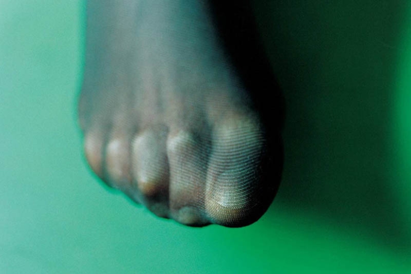 Never closer: Elinor Carucci's family photos from the "Closer" series