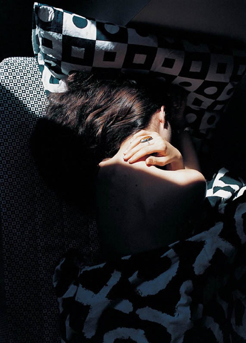 Never closer: Elinor Carucci's family photos from the "Closer" series