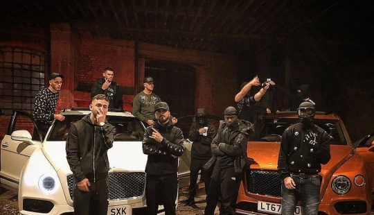 New owners of London: Albanian mafiosi pour photos with money and weapons on Instagram New owners of London: Albanian mafiosi pour photos with money and weapons on Instagram