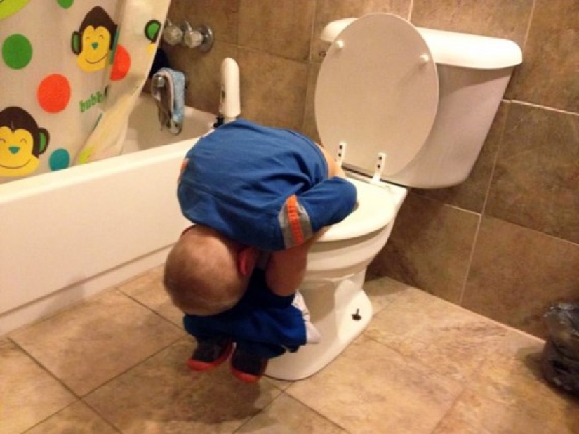 Niños que pueden quedarse dormidos absolutamente en cualquier lugar. Niños que pueden quedarse dormidos absolutamente en cualquier lugar.