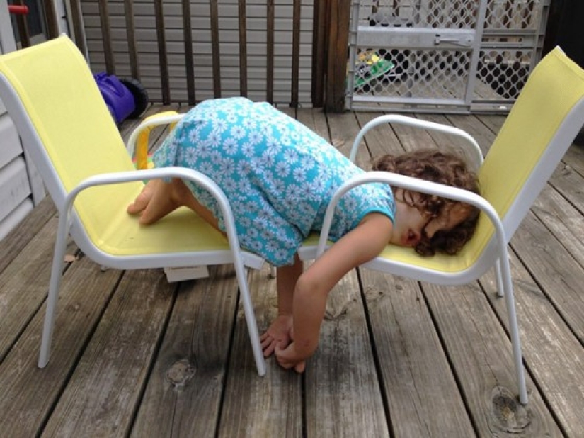 Niños que pueden quedarse dormidos absolutamente en cualquier lugar. Niños que pueden quedarse dormidos absolutamente en cualquier lugar.