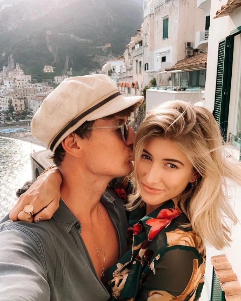 No hay tiempo para el glamour: un par de bloggers criticados por su autoaislamiento de lujo en Bali No hay tiempo para el glamour: un par de bloggers criticados por su autoaislamiento de lujo en Bali