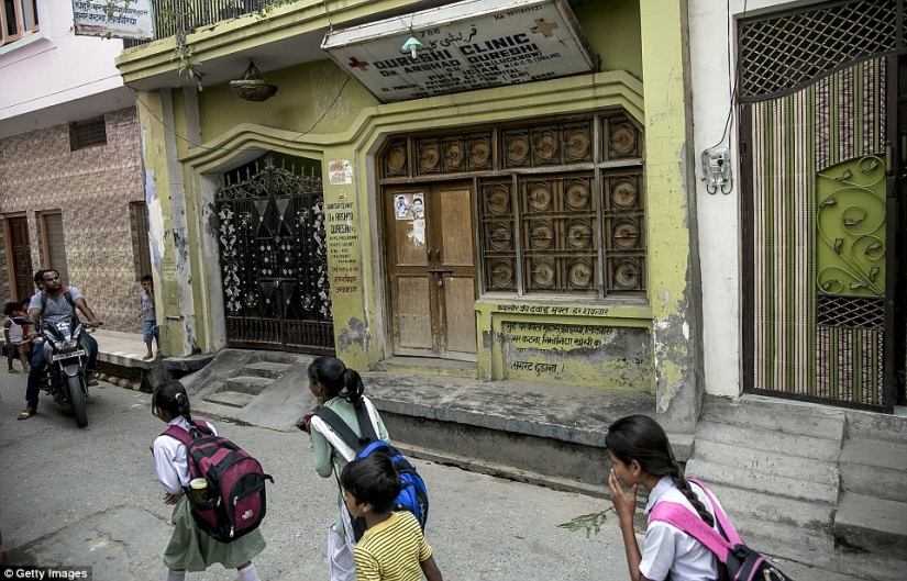 "No me queda nada": las historias de cinco niñas indias que sobrevivieron a la violencia