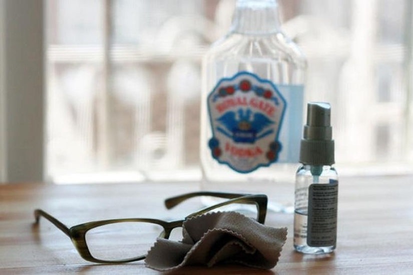 No solo en el interior: 12 formas más inusuales pero efectivas de usar vodka