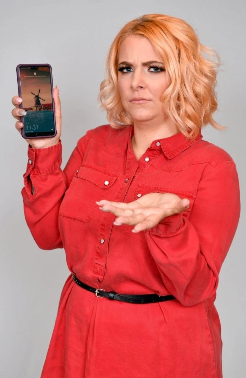 No, the Internet! Why did these girls boycott social networks? No, the Internet! Why did these girls boycott social networks?