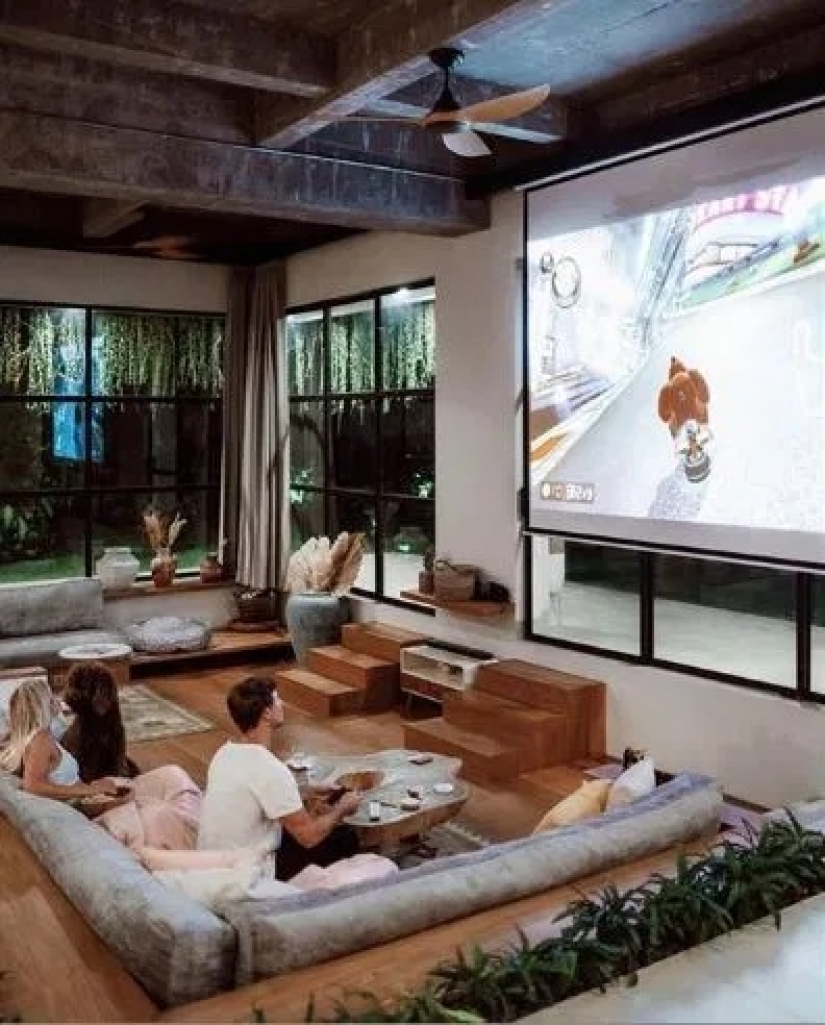 No time for glamour: a couple of bloggers criticized for luxury self-isolation in Bali No time for glamour: a couple of bloggers criticized for luxury self-isolation in Bali