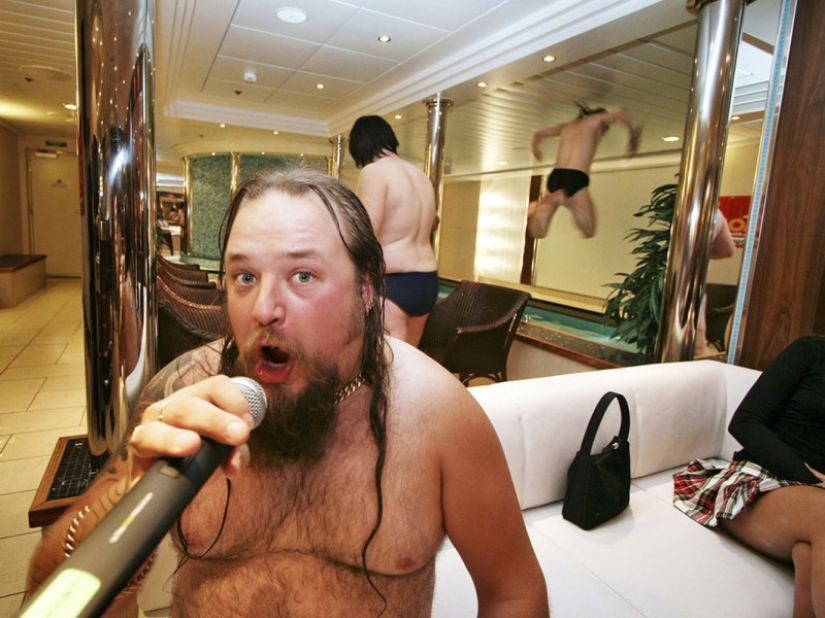 Nobody sings karaoke like shy Finns