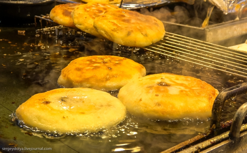 Not a single dog was injured: what to try from street food in seoul