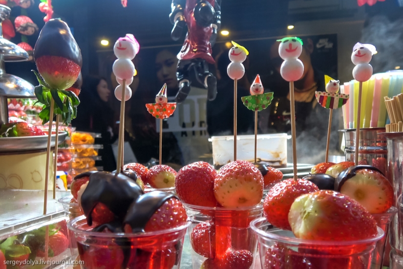 Not a single dog was injured: what to try from street food in seoul