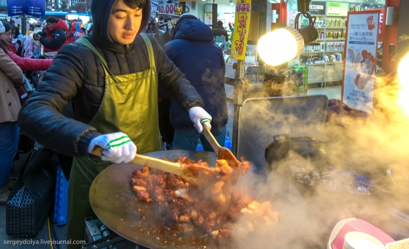 Not a single dog was injured: what to try from street food in seoul