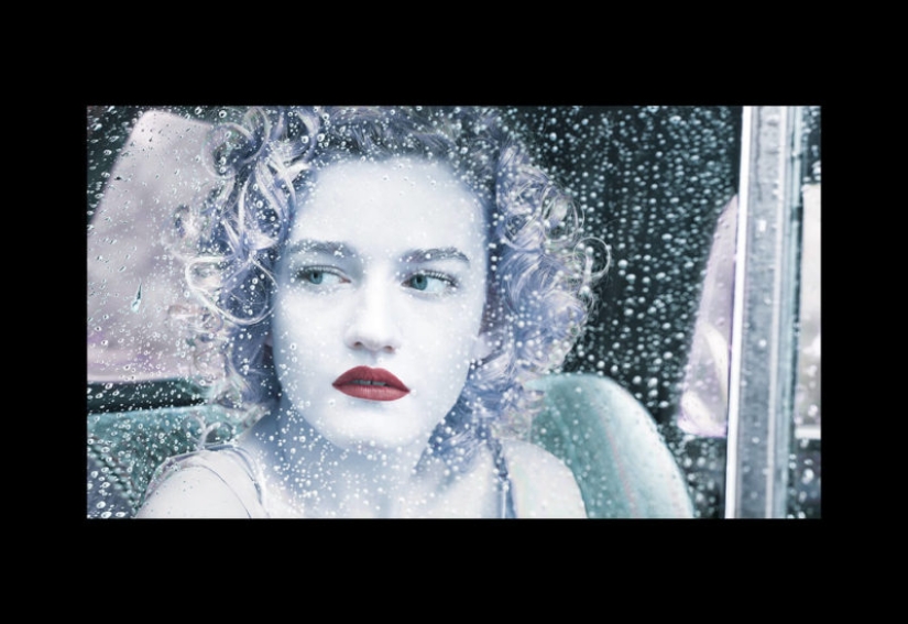 Nude models are back on the pages of the Pirelli calendar 2019