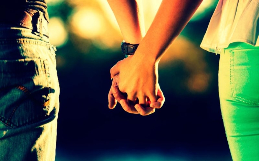 "Nunca te enojes, confiésame tu amor todos los días": una niña ha compilado un conjunto de reglas para su novio