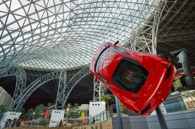 On a wave of adrenaline: Ferrari World in Abu Dhabi overtook Disney in the fight for the title of the best theme park in the world