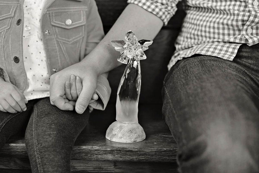 Padre e hija recrearon fotos de boda para despedirse de esposa y madre