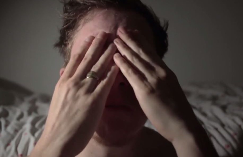 Padre y madre en una botella: un hombre transgénero de Inglaterra quedó embarazada y dio a luz a un niño sano