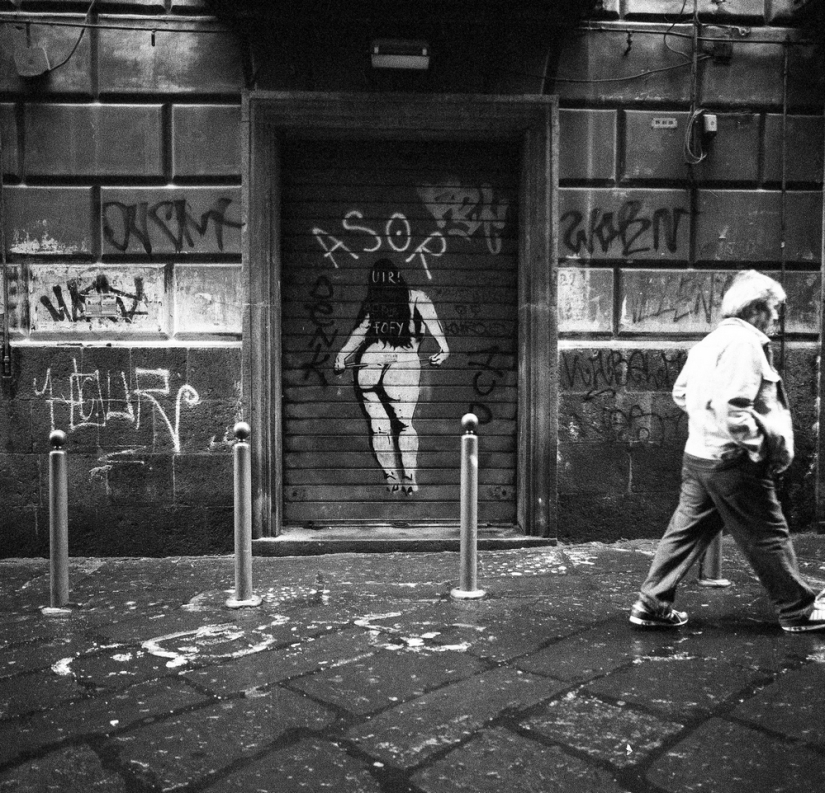 Paraíso habitado por demonios: todos los vicios de San Petersburgo en la lente de Robbie Mackintosh Paraíso habitado por demonios: todos los vicios de San Petersburgo en la lente de Robbie Mackintosh