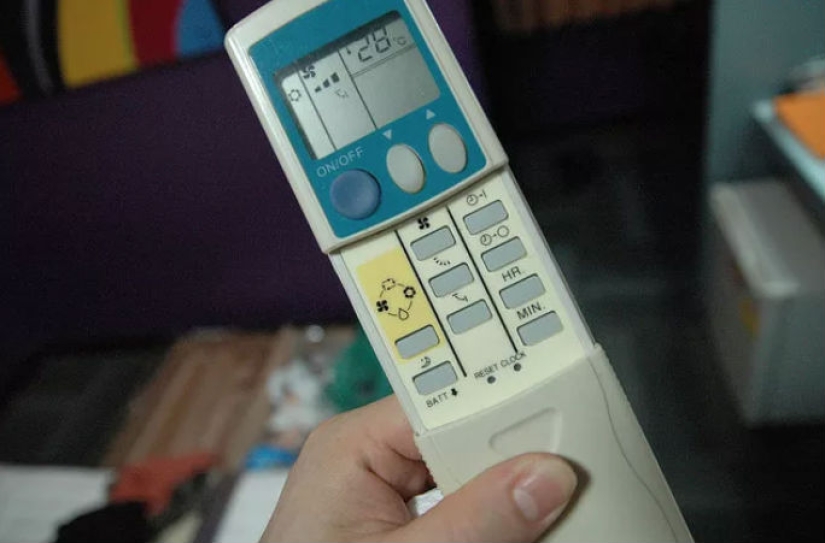 Parking strictly backwards, sleeping at work and other amazing oddities of Japan Parking strictly backwards, sleeping at work and other amazing oddities of Japan