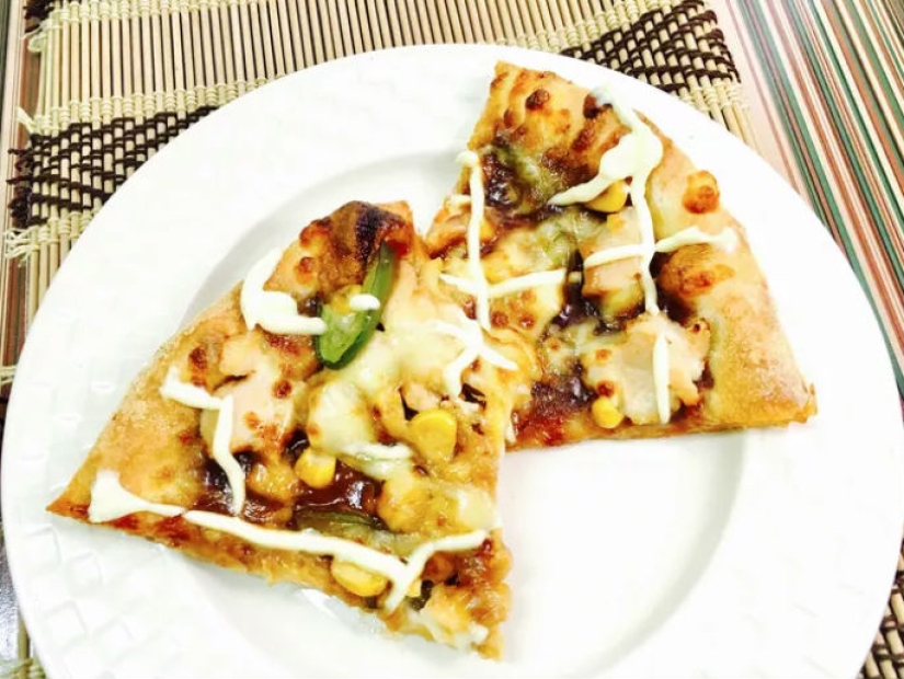 Parking strictly backwards, sleeping at work and other amazing oddities of Japan Parking strictly backwards, sleeping at work and other amazing oddities of Japan