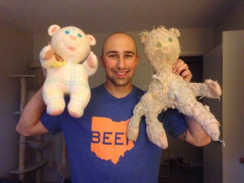 Pasado vs presente: juguetes idénticos con una diferencia de edad de más de 25 años Pasado vs presente: juguetes idénticos con una diferencia de edad de más de 25 años