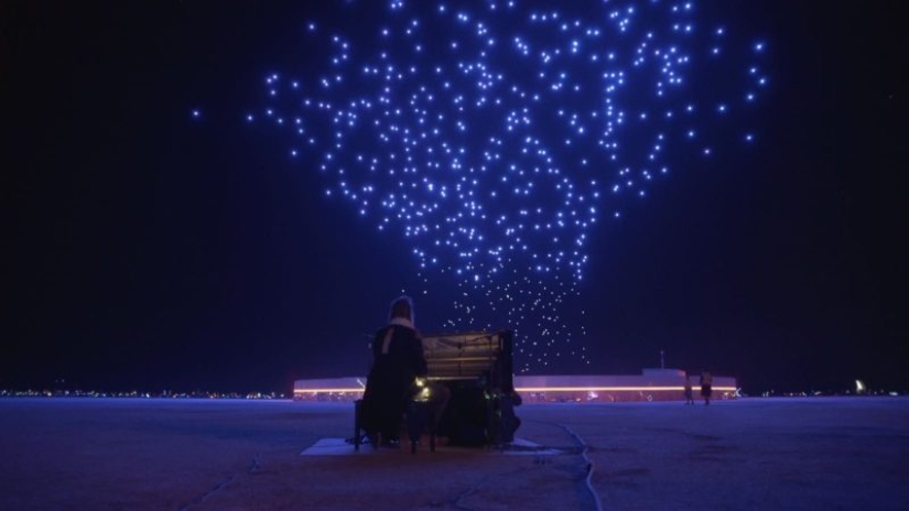 Pechos desnudos por el bien del alcohol y colas de un kilómetro de largo: así es como los participantes recordaron el festival Burning Man – 2018 Pechos desnudos por el bien del alcohol y colas de un kilómetro de largo: así es como los participantes recordaron el festival Burning Man – 2018