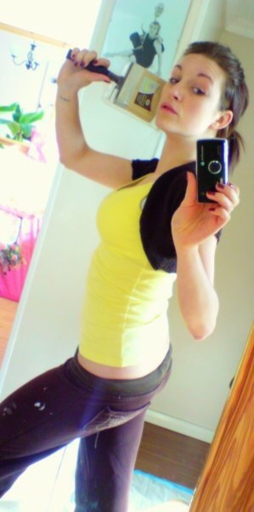 Pechos grandes-grandes deudas: una madre soltera está sumida en préstamos debido a su pasión por la cirugía plástica