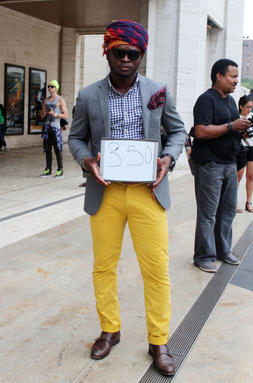 People on the streets of New York admitted how much their clothes cost People on the streets of New York admitted how much their clothes cost