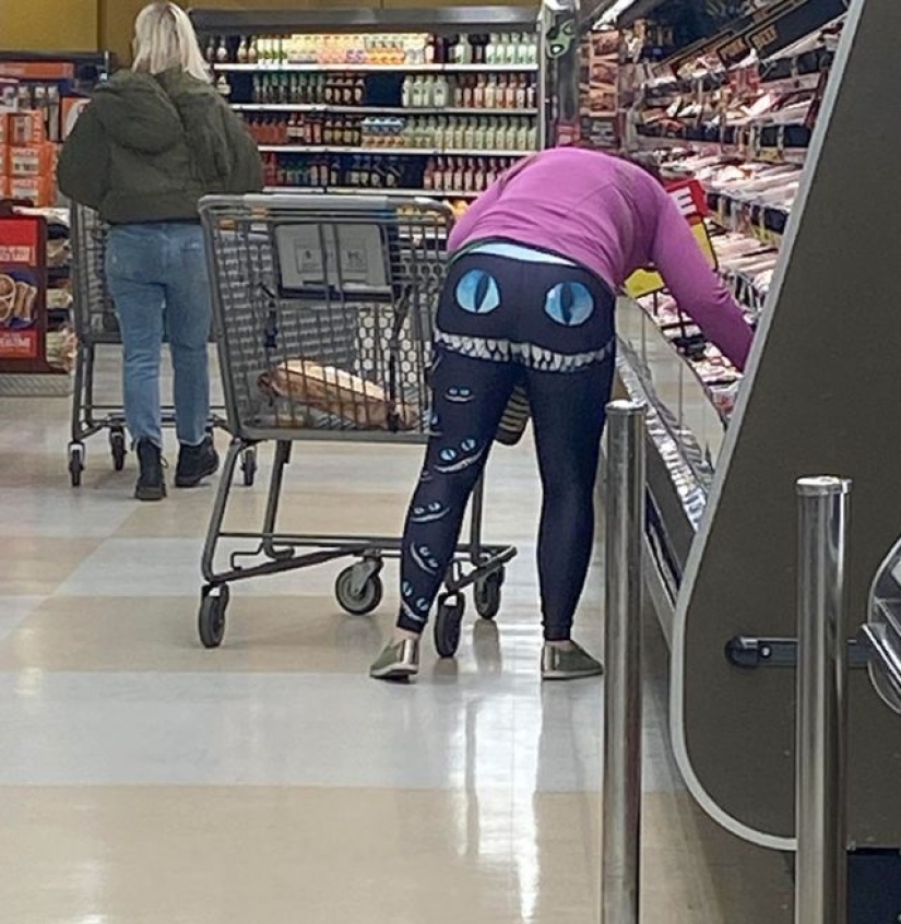People share the funniest fashion fails they've ever seen