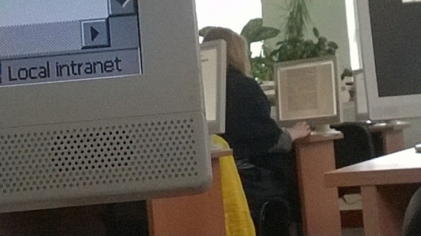 Photo downshifting: a Muscovite has been shooting with a push-button Siemens for three years, and people like it