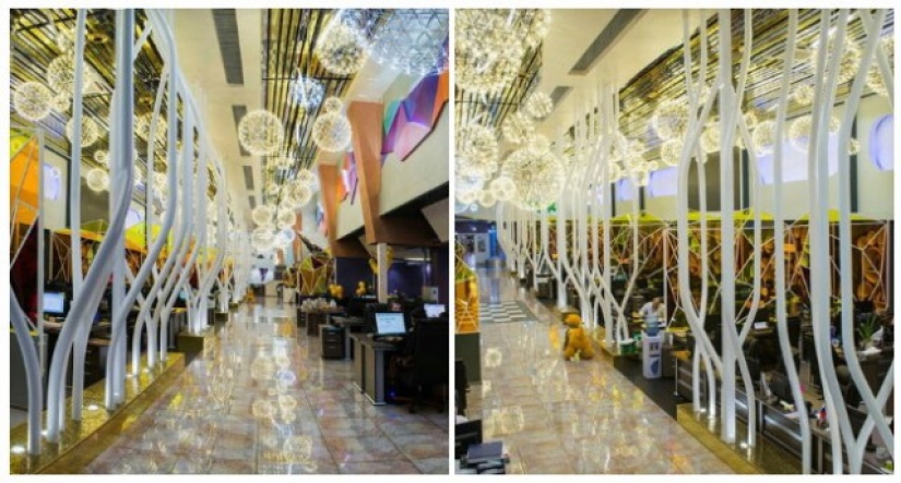 Photo of the Yekaterinburg company's office, which looks more like a palace Photo of the Yekaterinburg company's office, which looks more like a palace