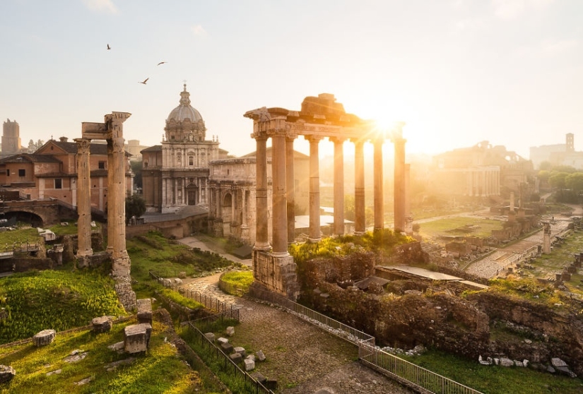 Photographer spent 3 years traveling the world to catch the sun