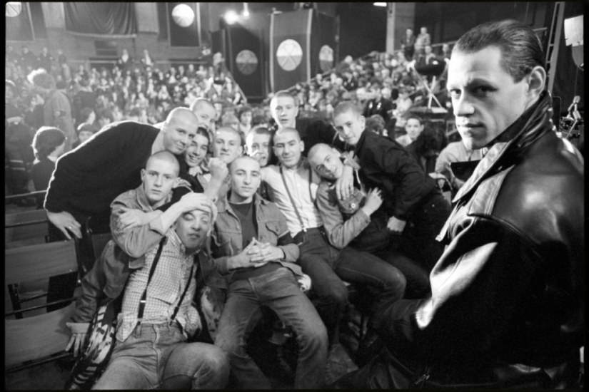 Photos from behind the scenes of the 1982 film Pink Floyd - The Wall