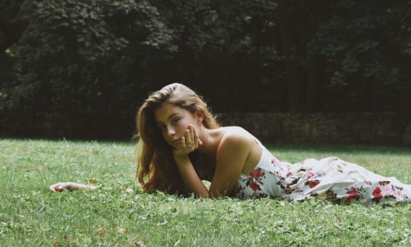 Photos of Catherine Zeta-Jones' 17-year-old daughter stunned netizens Photos of Catherine Zeta-Jones' 17-year-old daughter stunned netizens