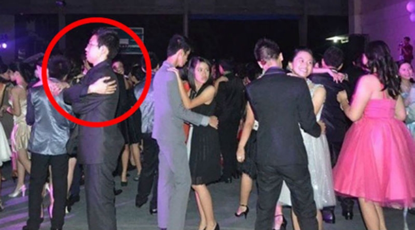 Photos that will bring you to tears if you look closely Photos that will bring you to tears if you look closely